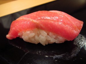 Sukiyabashi-Jiro-Ginza-Tokyo-Oo-toro-594x445
